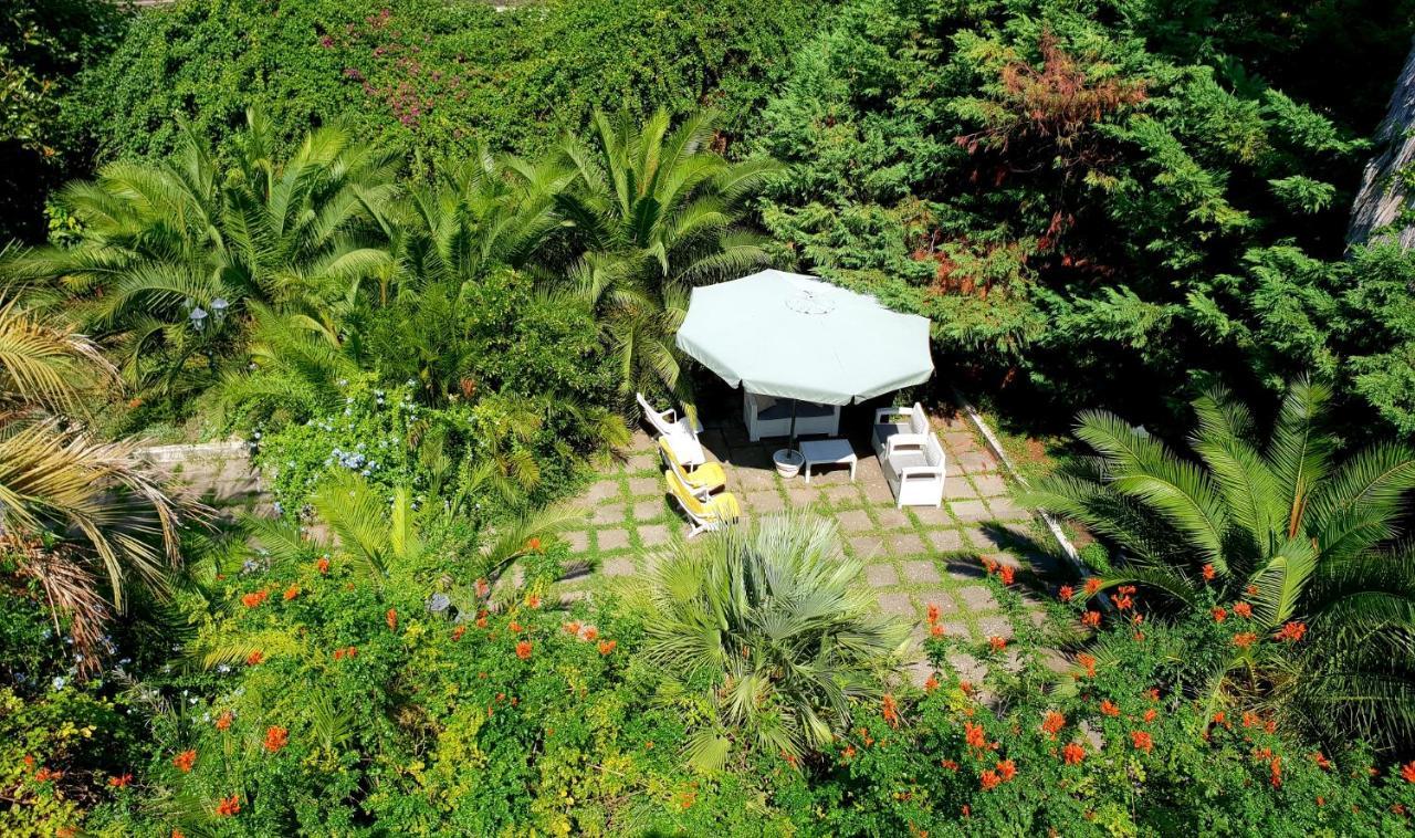 B&B Il Giardino Di Villa Anna Треказе Экстерьер фото