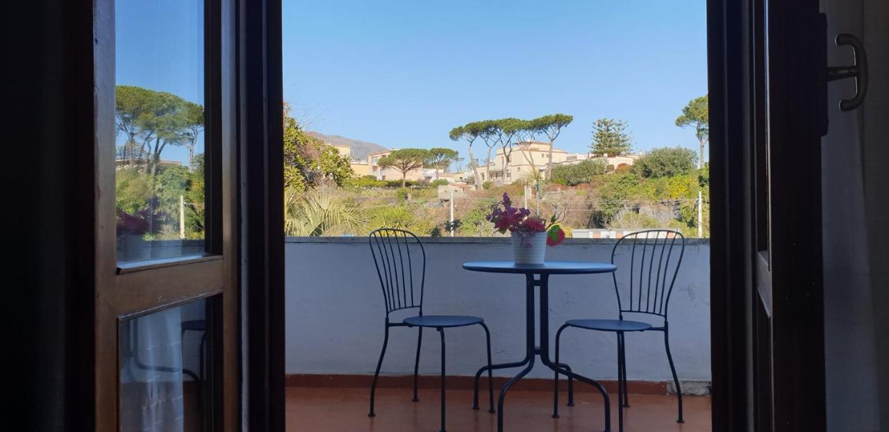 B&B Il Giardino Di Villa Anna Треказе Экстерьер фото
